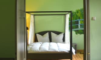 Honeymoon Apartment