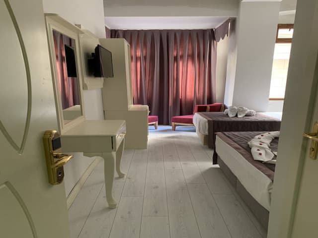 Standart Üç Kişilik Oda