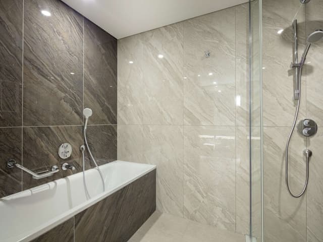 Superior Room, 1 King Bed