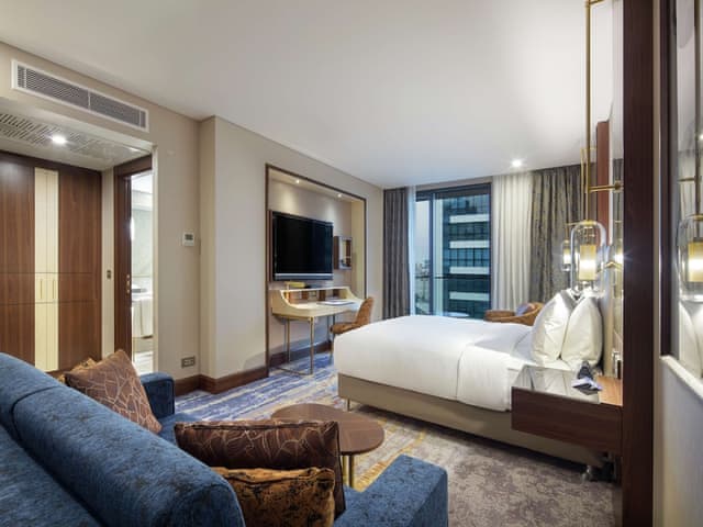 Deluxe Room, 1 King Bed