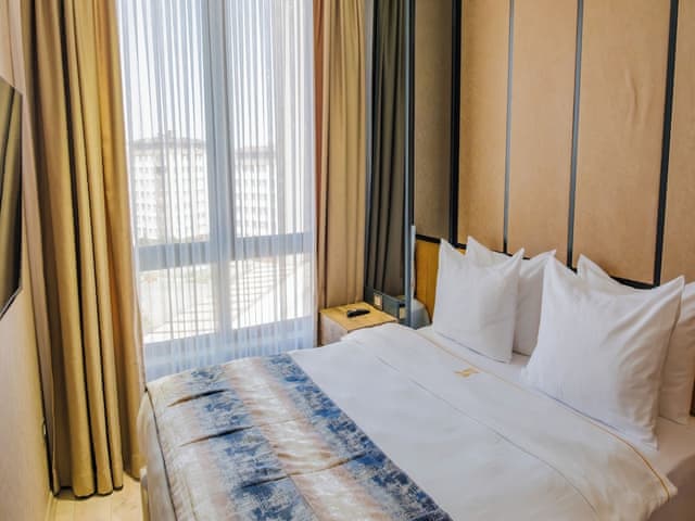 Junior Suite, 1 Bedroom, City View, Corner
