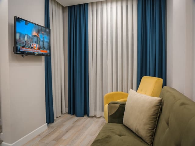 Deluxe Suite, 1 Bedroom, Lanai, City View