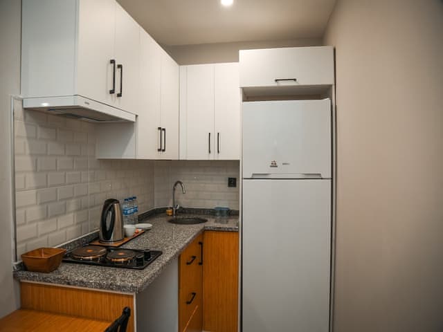 Deluxe Suite, 1 Bedroom, Lanai, City View