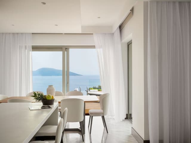 Suite, 2 Queen Beds, Sea View