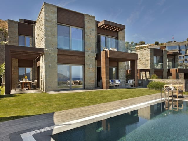 Suite, Multiple Beds, Sea View