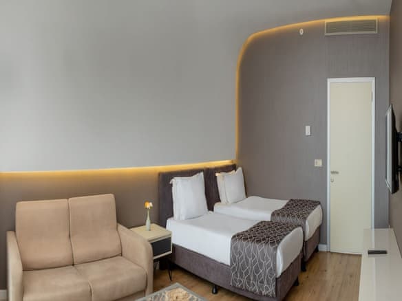 Duplex, Balcony, City View