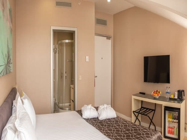 Standard Loft, 1 Queen Bed, City View