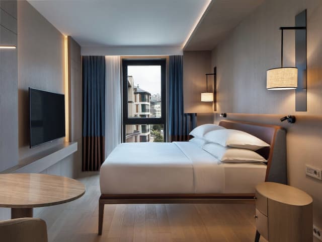 Deluxe Room, 1 King Bed