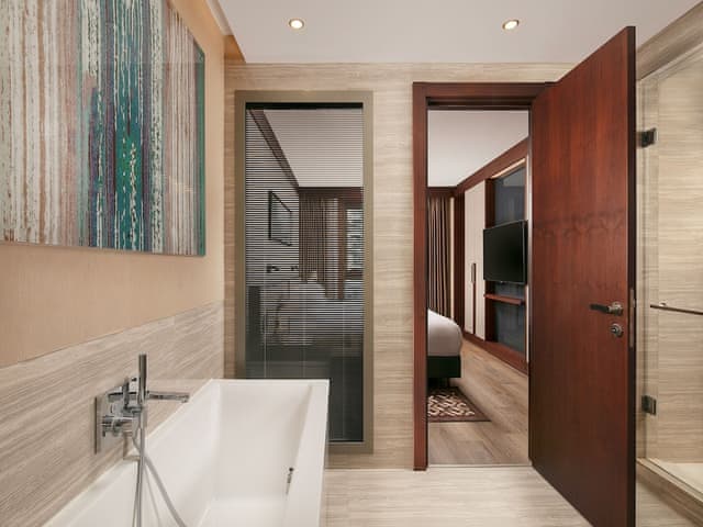 Junior Suite, 1 King Bed with Sofa Bed