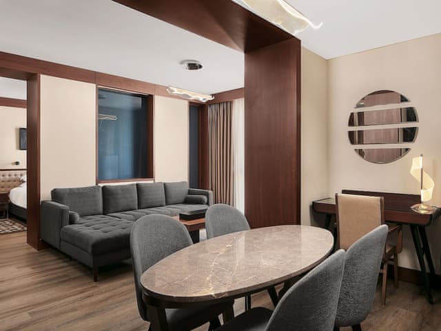 Junior Suite, 1 King Bed with Sofa Bed