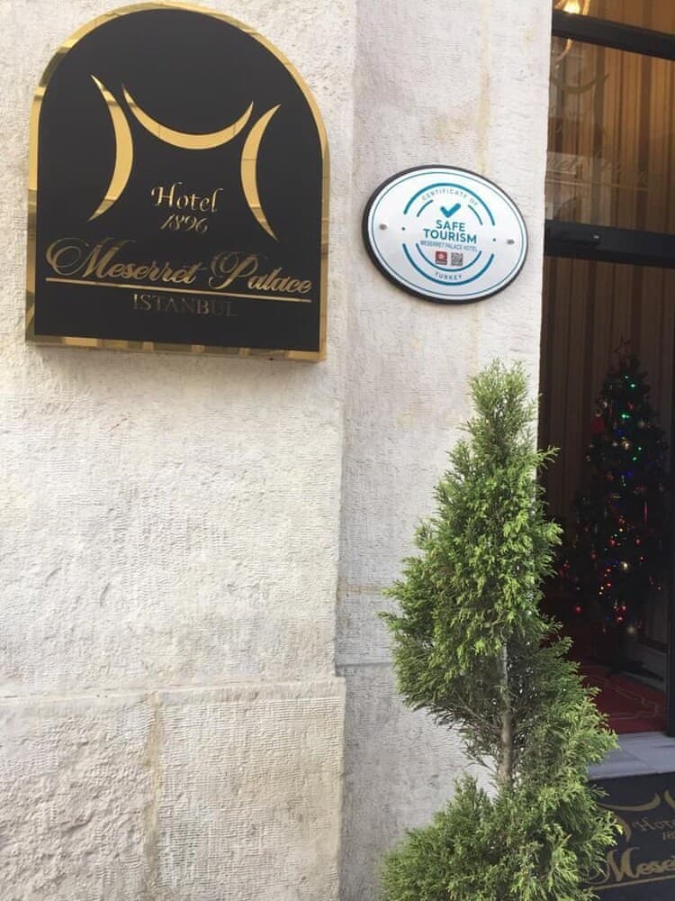 Meserret Palace Hotel
