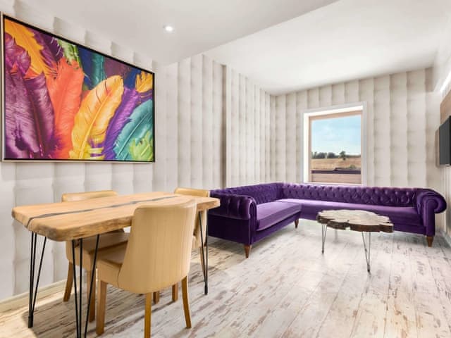 Premium Suite, 1 Queen Bed, Non Smoking