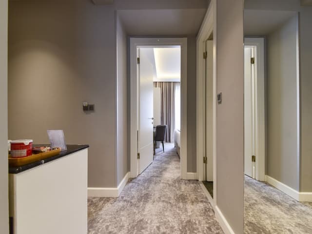 Family Room, 2 Bedrooms