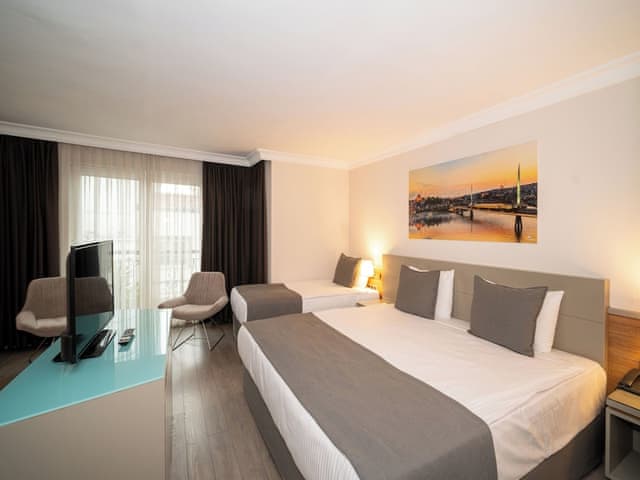 Deluxe Room, 1 King Bed