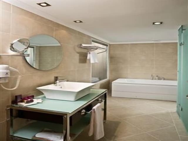 Junior Suite, 1 Queen Bed