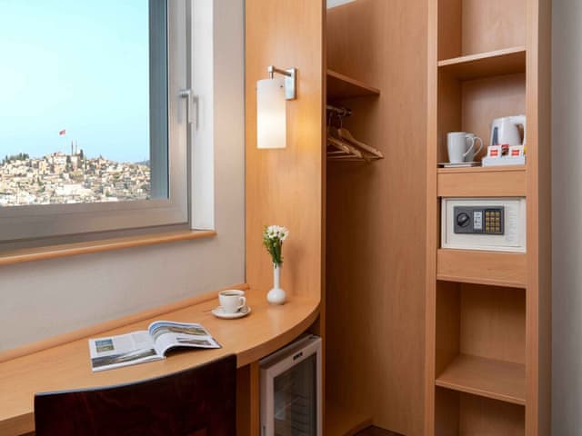Double Room, 1 Double Bed