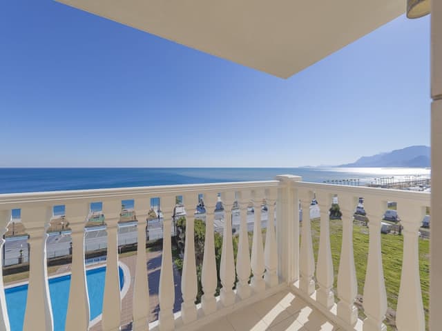 Suite, 1 Bedroom (Seafront)