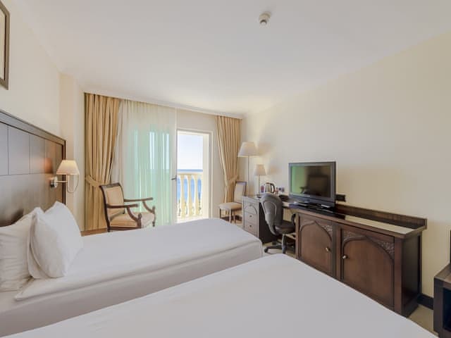 Standard Room, 2 Twin Beds (Seafront)