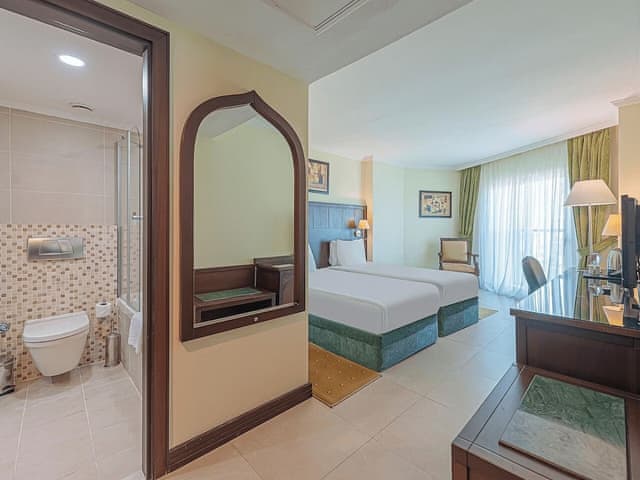 Standard Room, 2 Twin Beds, Sea View (Side Sea View)