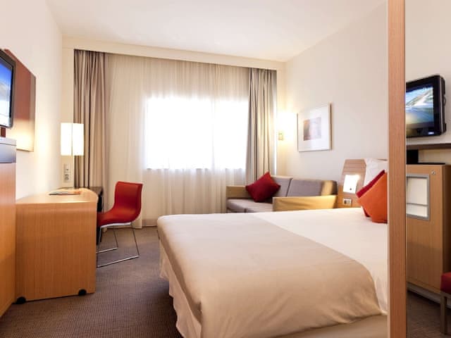 Superior Room, 1 Queen Bed with Sofa bed