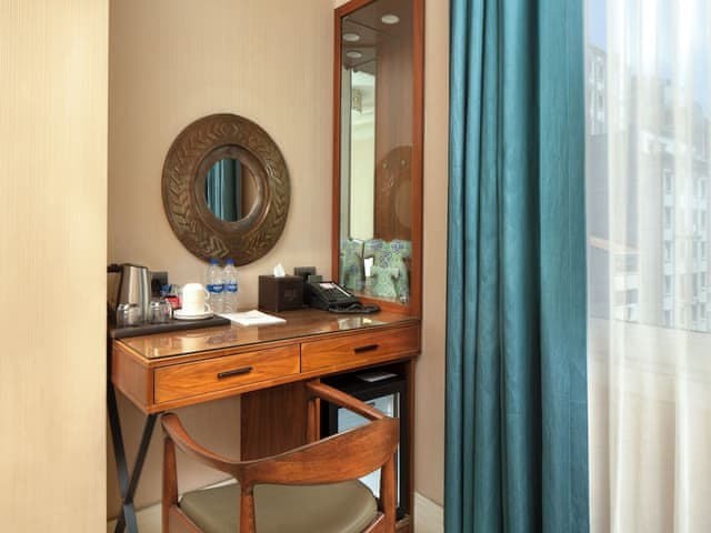 SUPERIOR TWIN / FRENCH