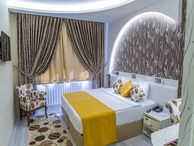 Deluxe Çift Kişilik veya İki Tek Kişilik Yataklı Oda