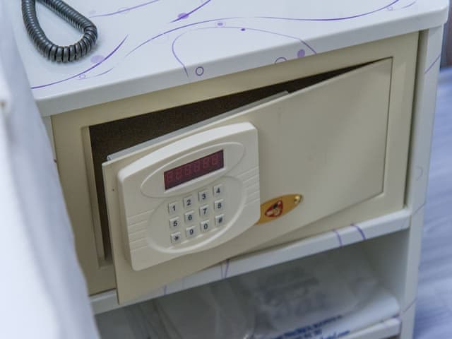 Deluxe Çift Kişilik veya İki Tek Kişilik Yataklı Oda