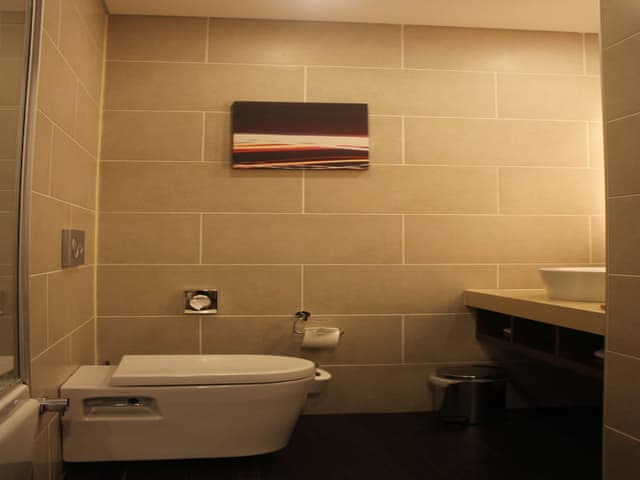 Queen Family Room With Sofa Bed