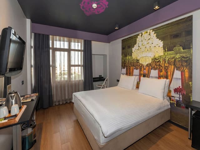 Family Room, 1 Bedroom