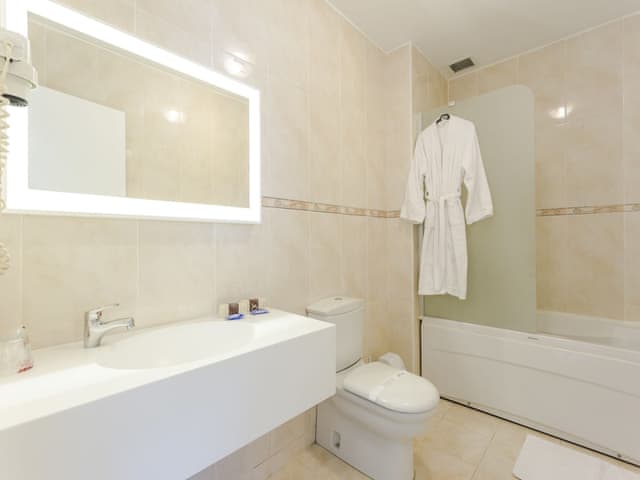 Delüks Çift Kişilik Oda