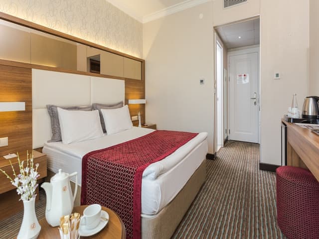 Standart Çift Kişilik Oda