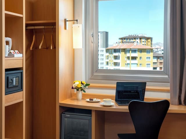 Double Room, 1 Double Bed