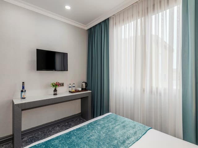 Classic Double Room, 1 King Bed