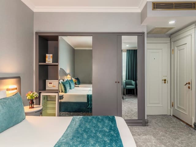 Triple Room, 3 Twin Beds