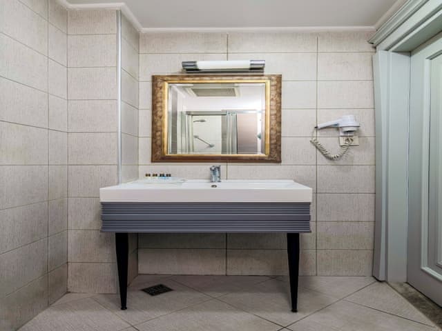 Classic Double Room, 1 King Bed