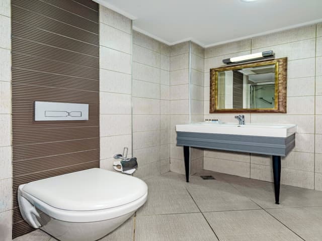 Classic Double Room, 1 King Bed