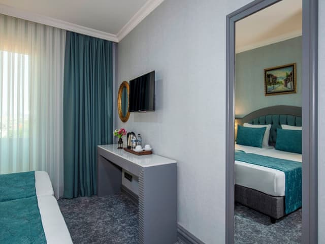 Classic Twin Room, Multiple Beds