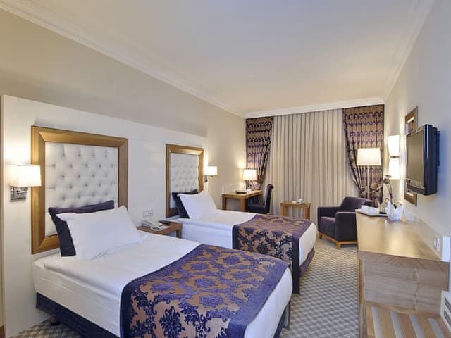 Standart İki Yataklı Oda