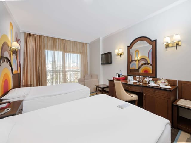 Deluxe Room, City view