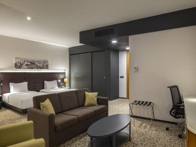 Junior Suite, 2 Twin Beds, Sea View