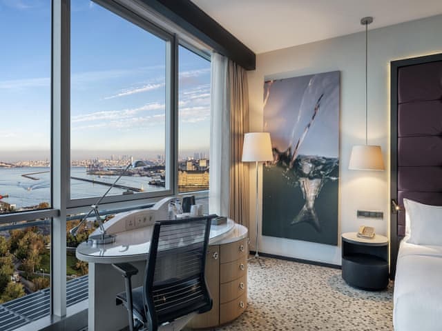 Junior Suite, 1 King Bed, Sea View