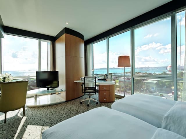 Junior Suite, 2 Twin Beds, Sea View