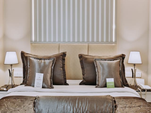 Family Room, City View