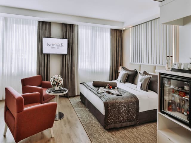 Deluxe Room, 1 Bedroom, City View (Park View)