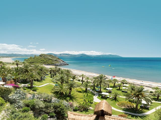 Classic Double Room (Sea Side)