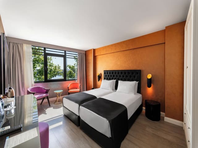 Deluxe City view Room