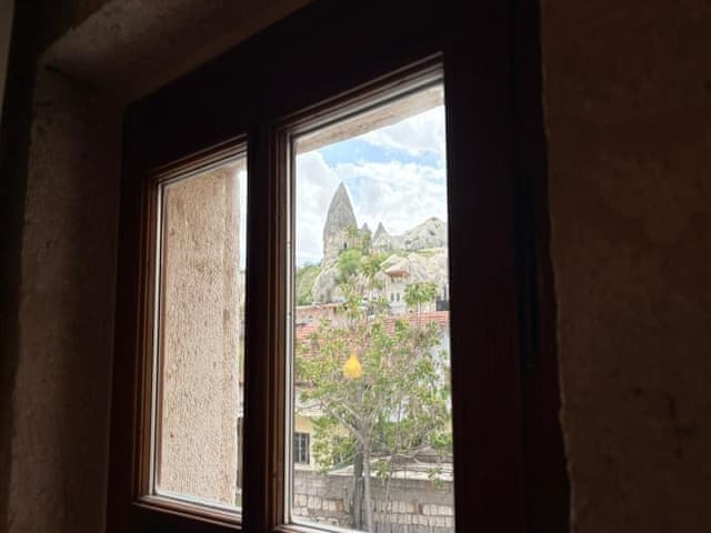 Double Arch Room