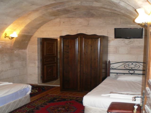 Ekonomik İki Yataklı Oda