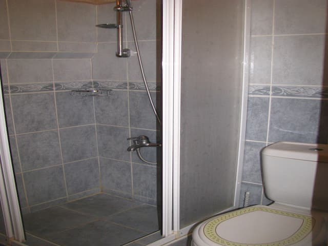 Double or twin arch room