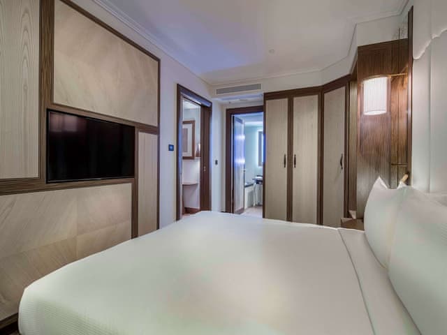 Suite, 1 Bedroom, Kitchen